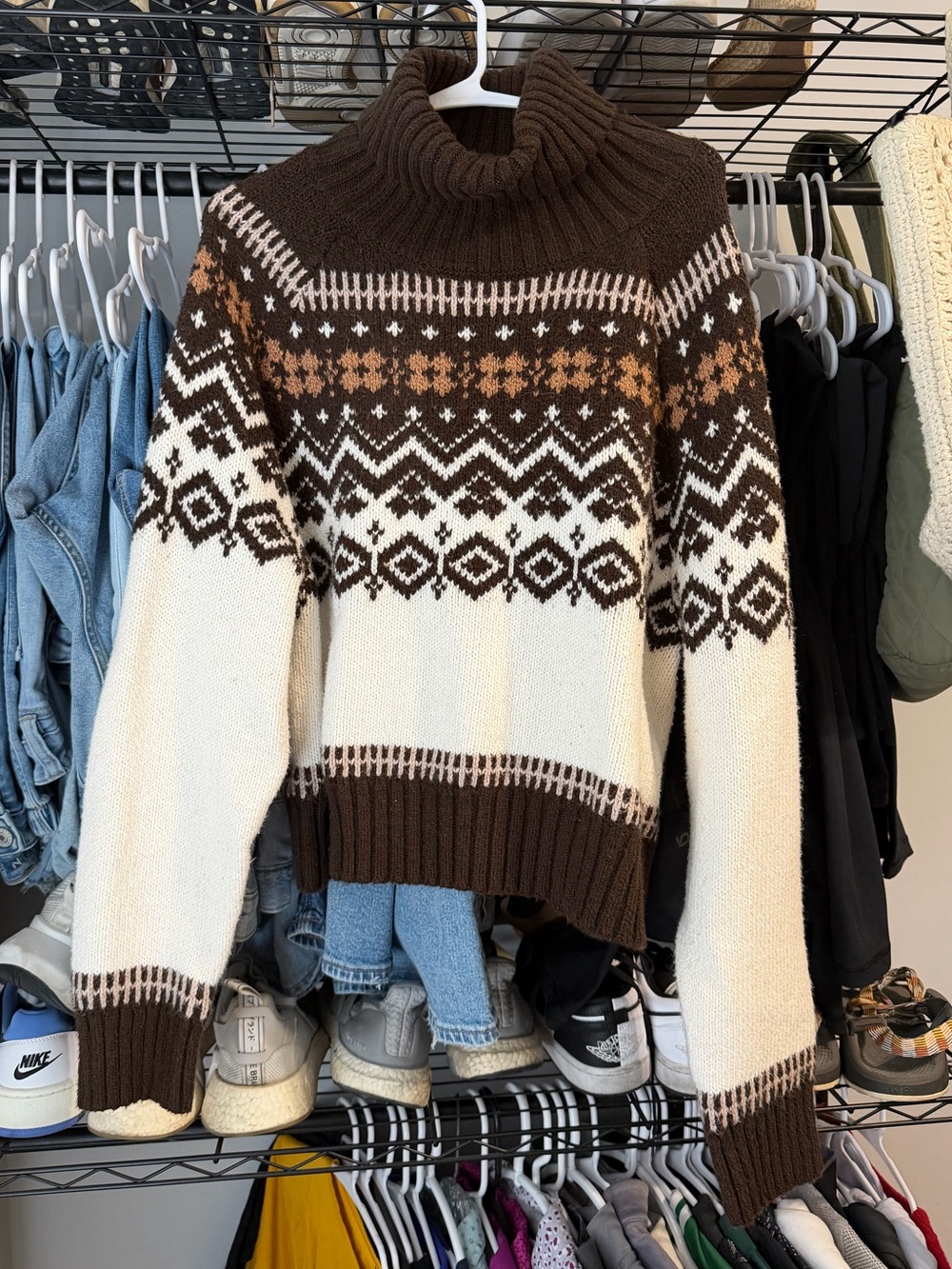 american eagle turtleneck sweater